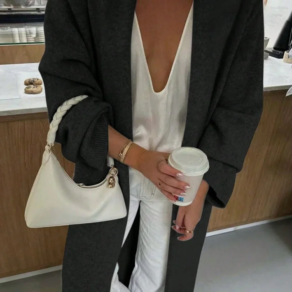 Black Casual Women's V-Neck Buttonless Super Loose Long-Sleeved Knitted Cardigan